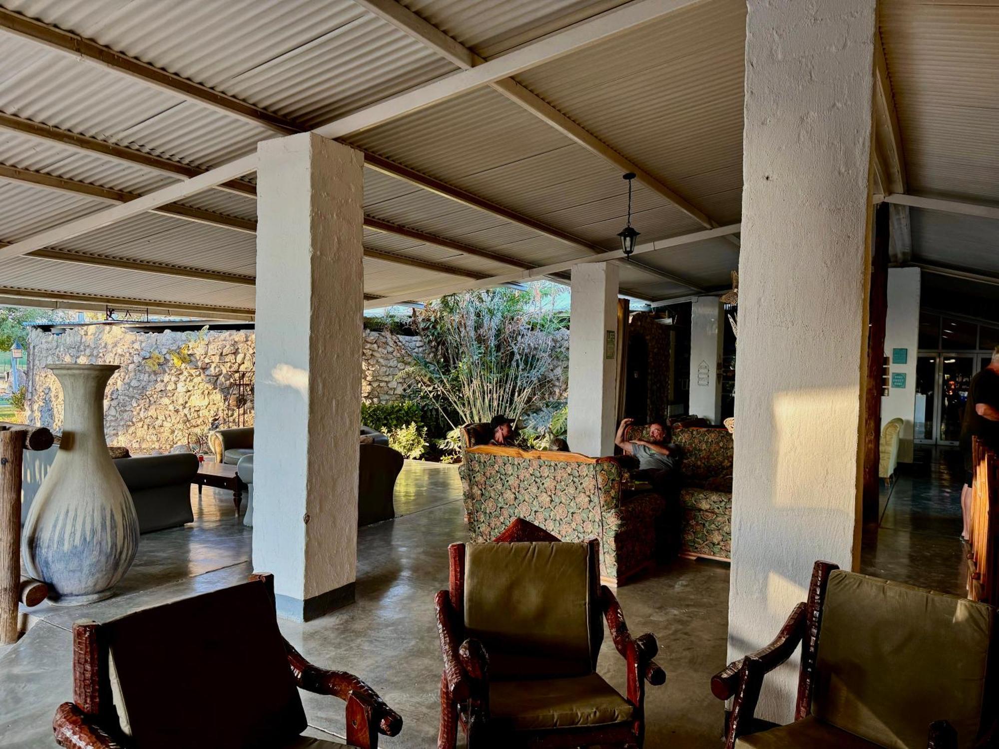 Eldorado Lodge Okaukuejo Exterior foto